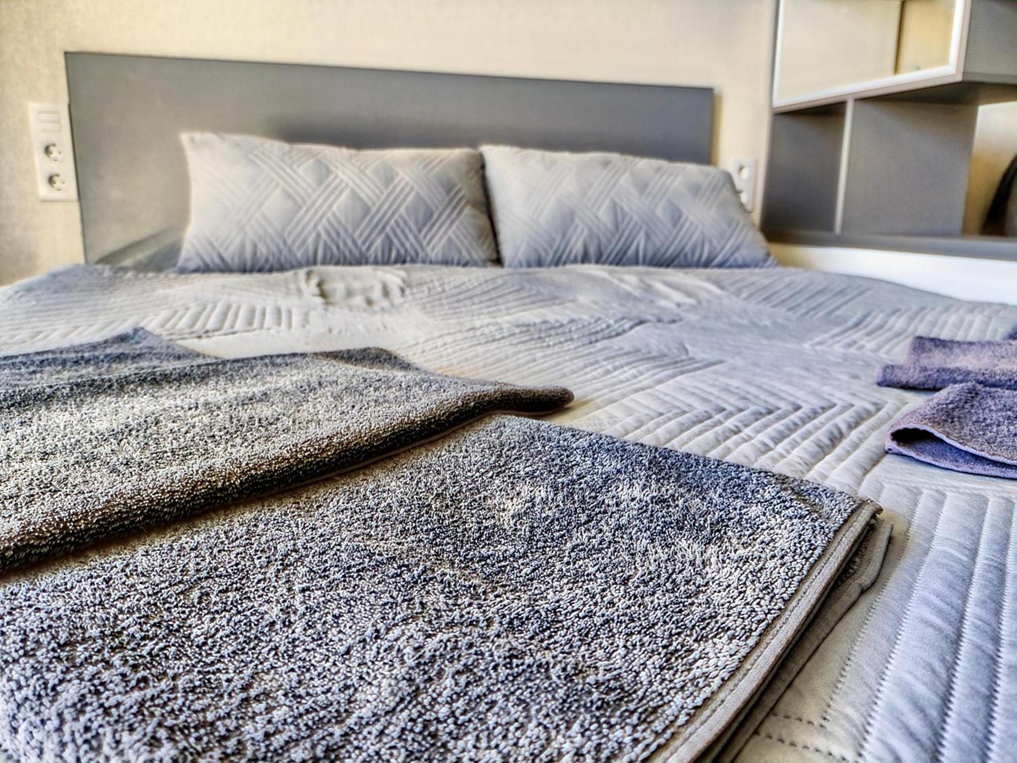 Арт-Де-Львів Apartment Bagian luar foto